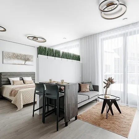 Apartamento Cohost I Amazing Apt, W-balcony, A-c And Garage Parking, Center *